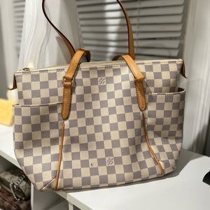 💯✨Authentic ✨Damier totally MM azur Luis Vuitton shoulder bag